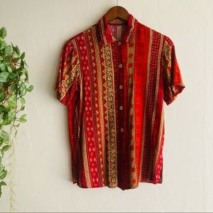 🎉Vintage patterned button up top